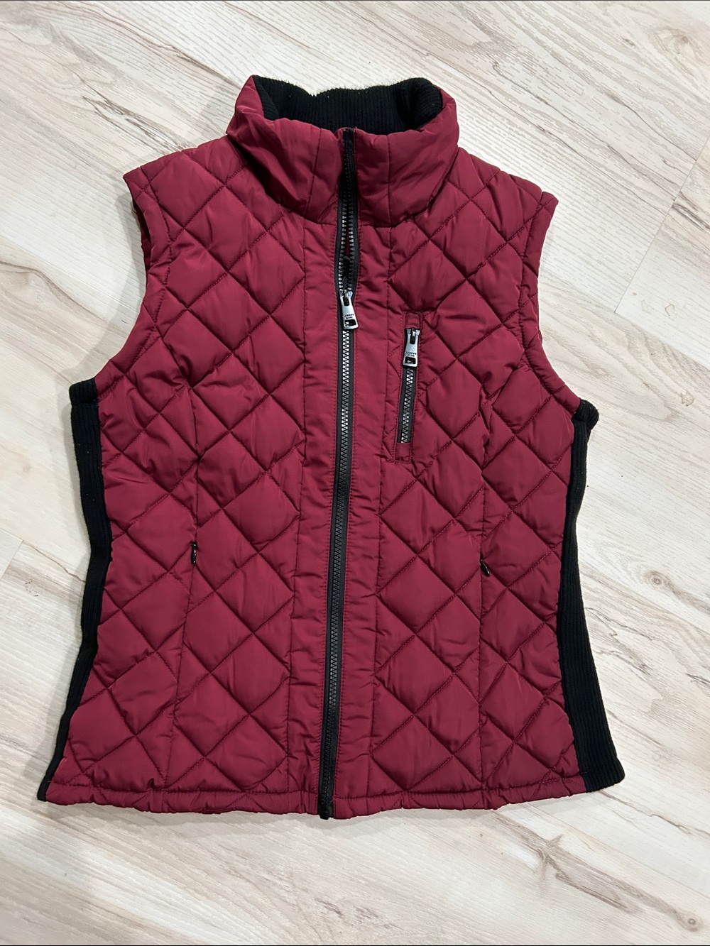 Andrew Marc Quilted Burgundy Women's Vest with Black Knit Sides